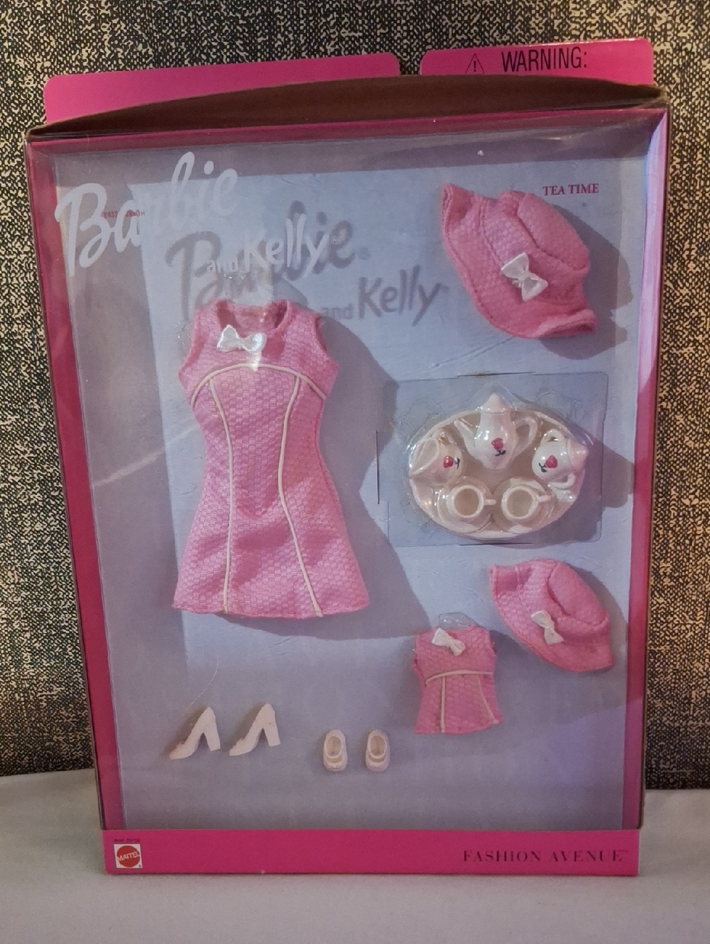 Barbie 1999 Vintage Fashion Avenue Pink Tea Time Hat & Dress Accessory Set